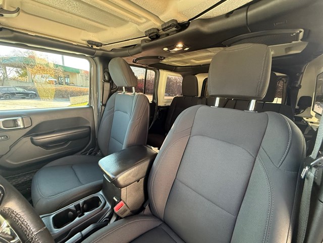 2019 JEEP WRANGLER - Image 26