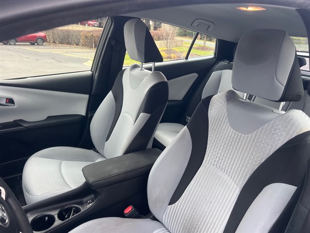 2018 TOYOTA PRIUS - Image 40