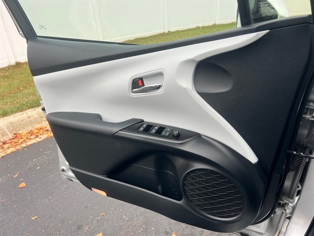2018 TOYOTA PRIUS - Image 34