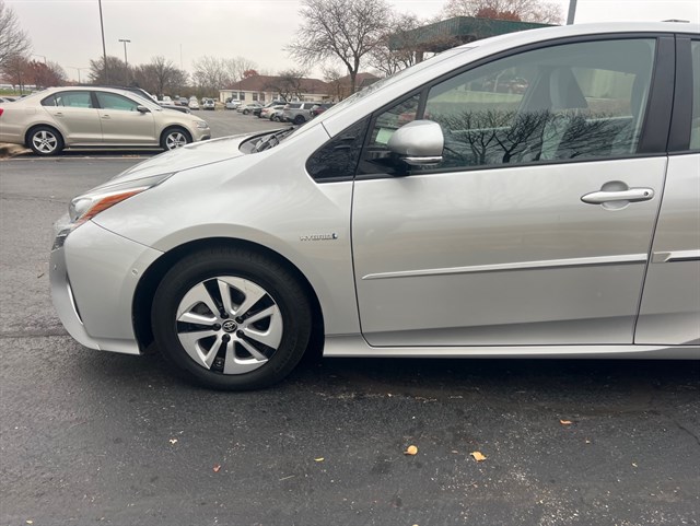 2018 TOYOTA PRIUS - Image 16