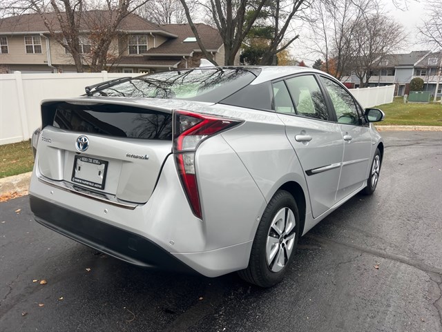 2018 TOYOTA PRIUS - Image 10