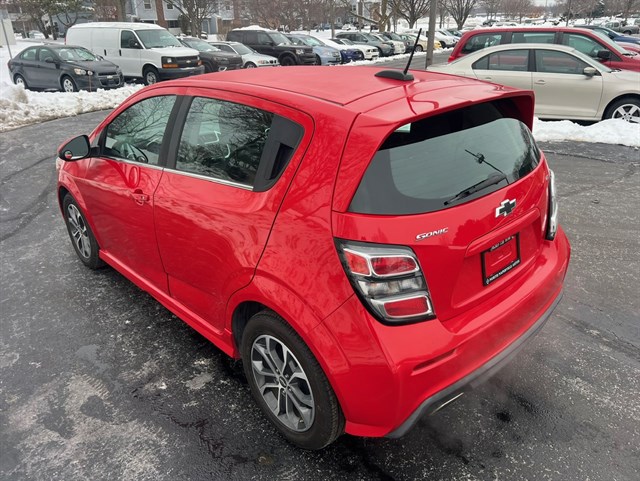 2018 CHEVROLET SONIC - Image 29
