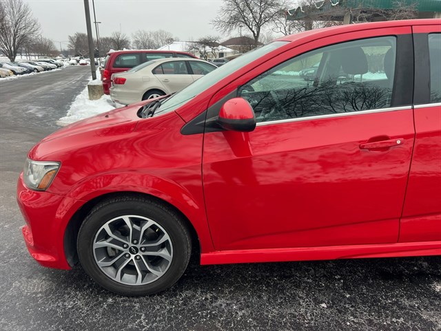 2018 CHEVROLET SONIC - Image 25