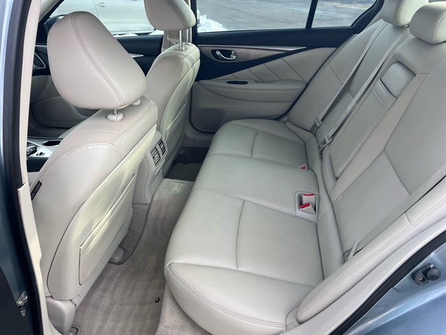 2014 INFINITI Q50 - Image 35