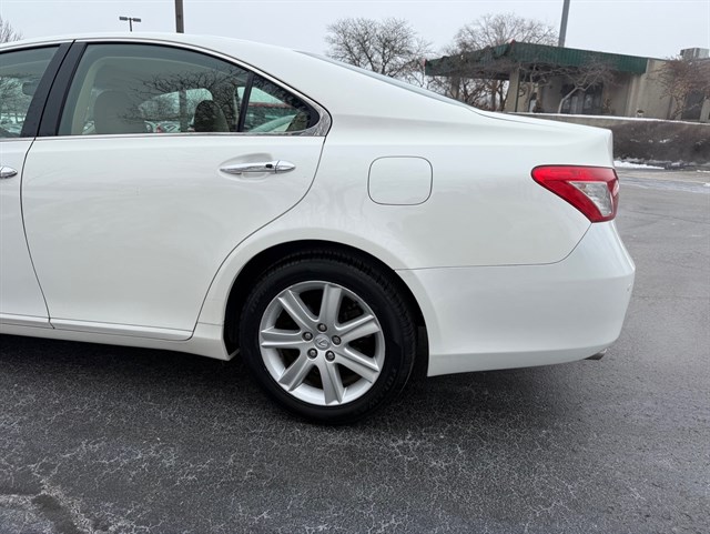 2007 LEXUS ES - Image 10