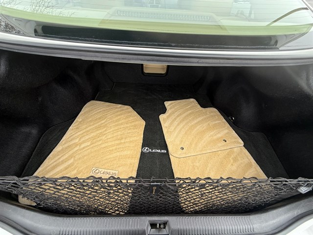 2007 LEXUS ES - Image 20