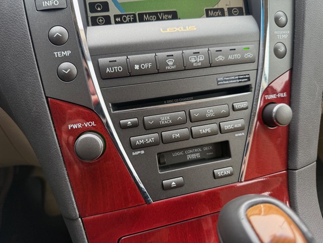 2007 LEXUS ES - Image 25