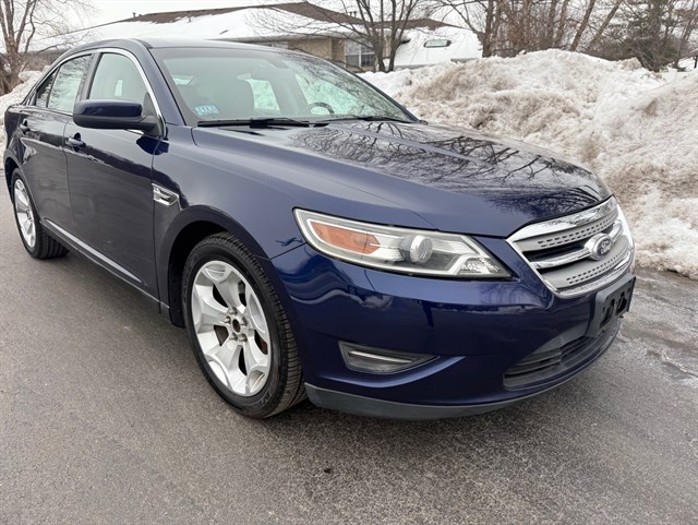 2011 FORD TAURUS - Image 12