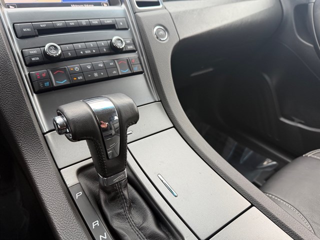 2011 FORD TAURUS - Image 16