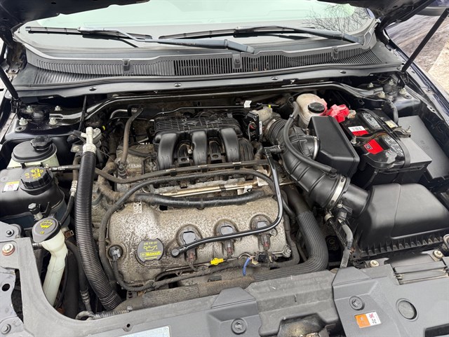 2011 FORD TAURUS - Image 37