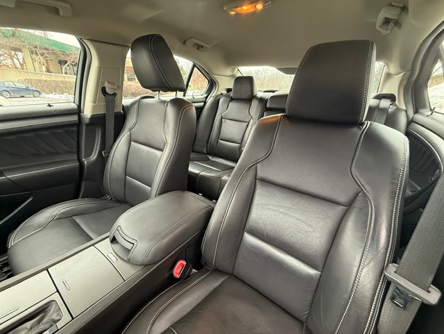 2011 FORD TAURUS - Image 20