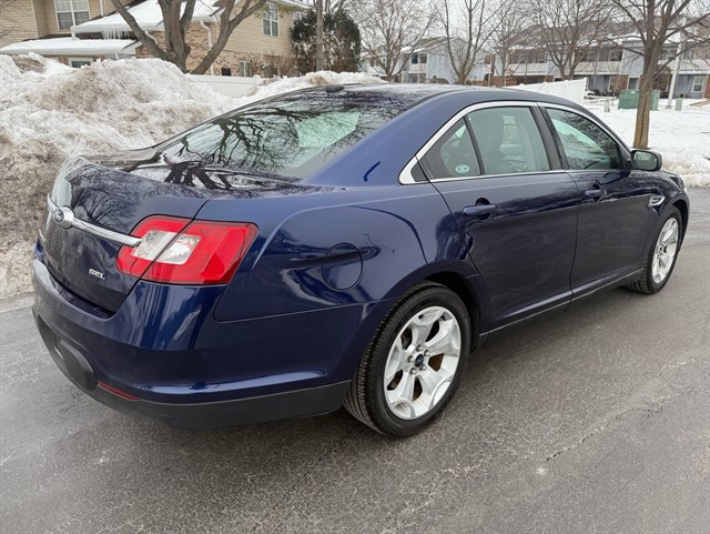 2011 FORD TAURUS - Image 42