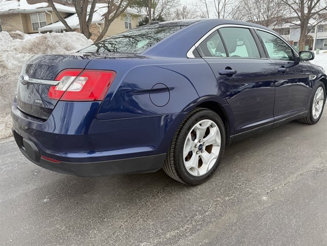 2011 FORD TAURUS - Image 6