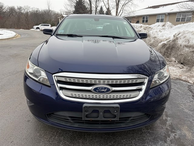 2011 FORD TAURUS - Image 11