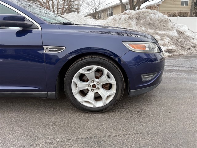 2011 FORD TAURUS - Image 41