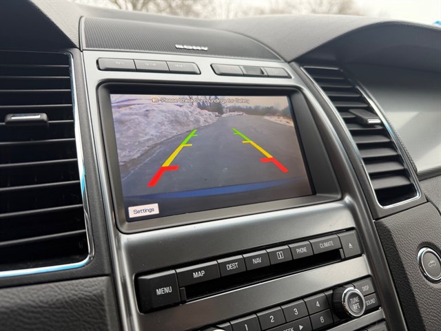 2011 FORD TAURUS - Image 19