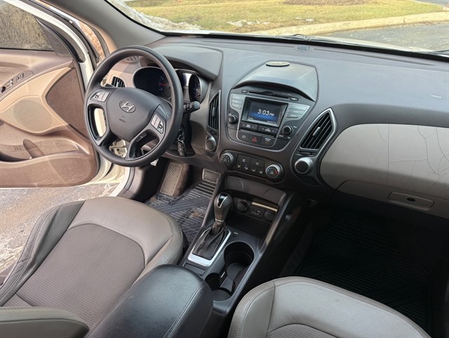 2015 HYUNDAI TUCSON - Image 25