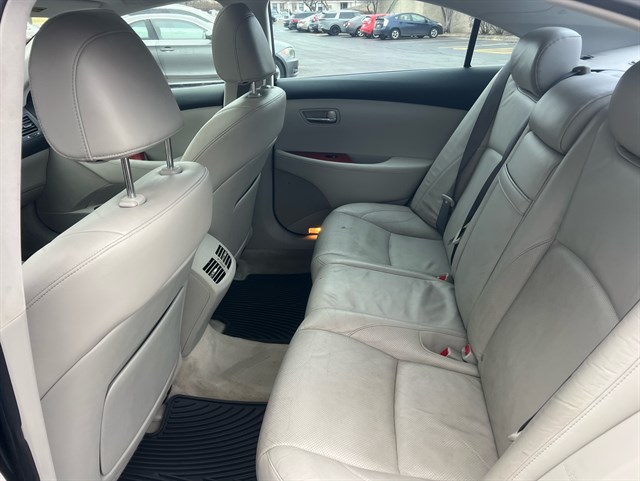 2009 LEXUS ES - Image 40