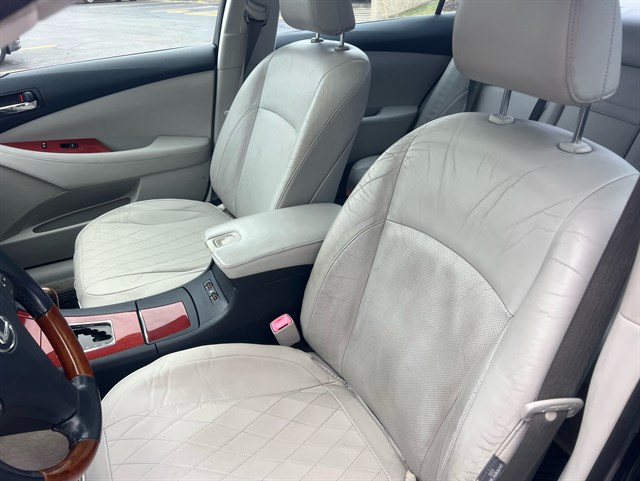 2009 LEXUS ES - Image 33
