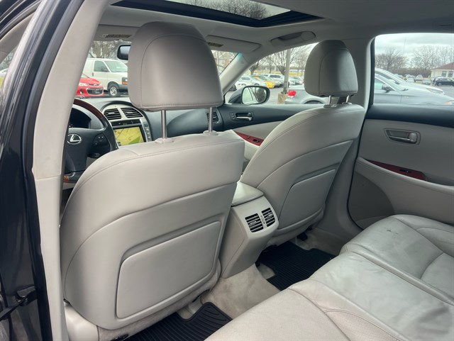 2009 LEXUS ES - Image 37