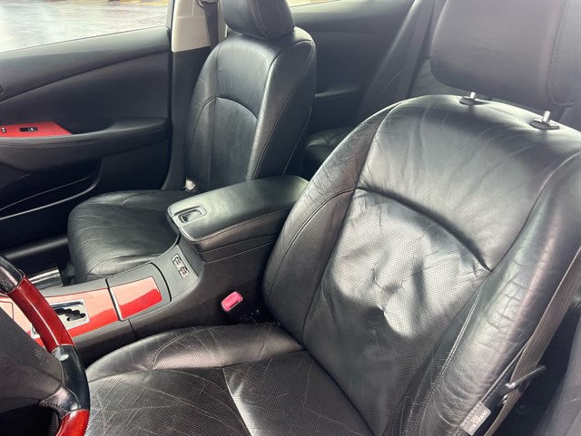 2009 LEXUS ES - Image 39