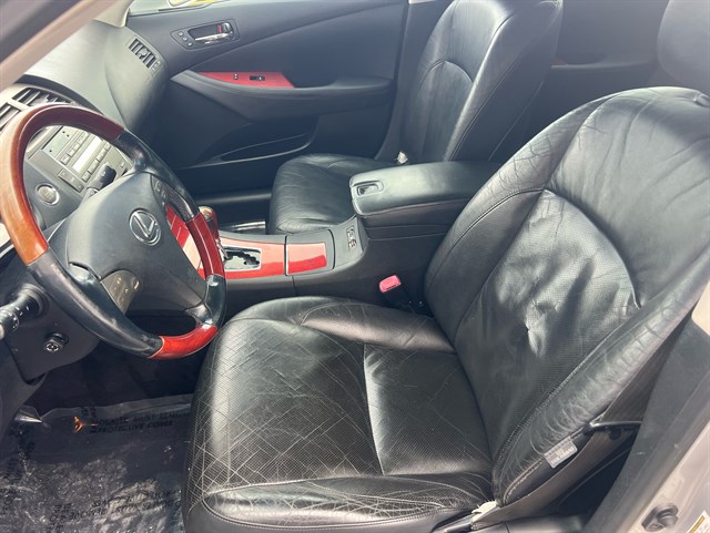 2009 LEXUS ES - Image 33