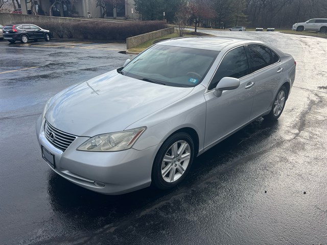 2009 LEXUS ES - Image 16