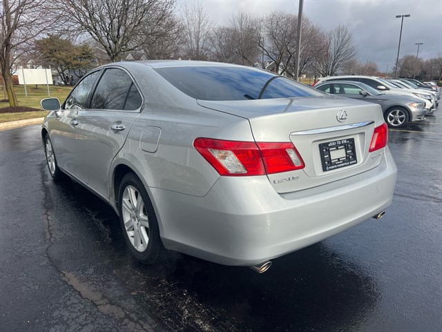 2009 LEXUS ES - Image 25