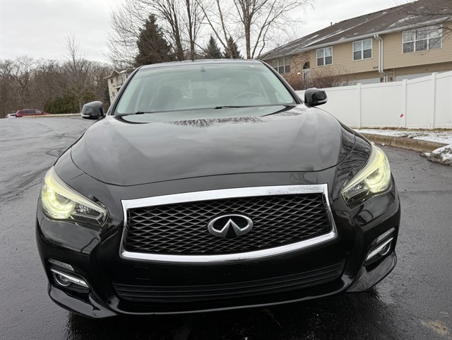 2015 INFINITI Q50 - Image 13