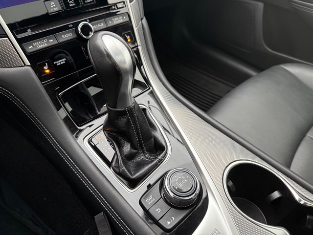 2015 INFINITI Q50 - Image 23