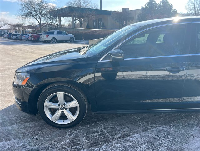 2013 VOLKSWAGEN PASSAT - Image 12