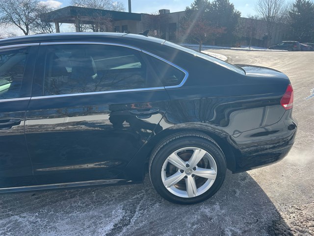 2013 VOLKSWAGEN PASSAT - Image 16