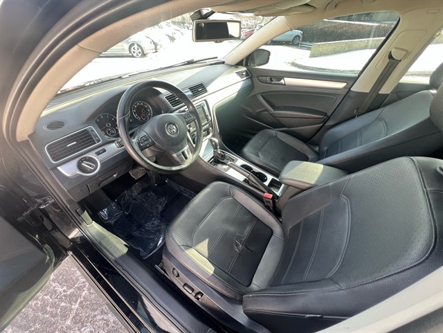 2013 VOLKSWAGEN PASSAT - Image 38