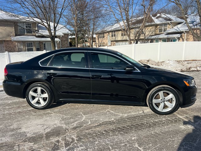 2013 VOLKSWAGEN PASSAT - Image 9