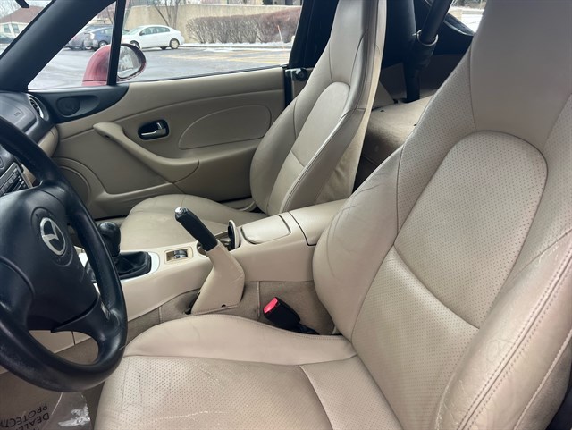 2003 MAZDA MX-5 - Image 37