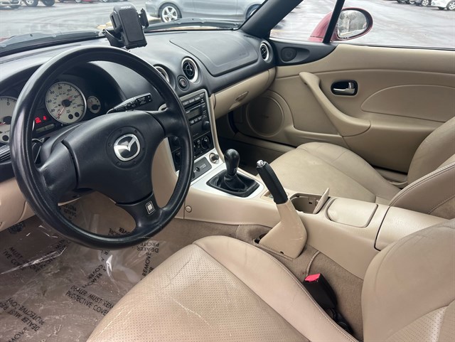 2003 MAZDA MX-5 - Image 36