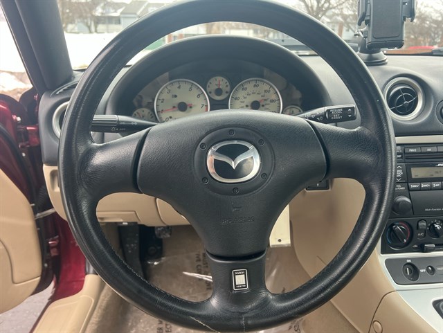 2003 MAZDA MX-5 - Image 26