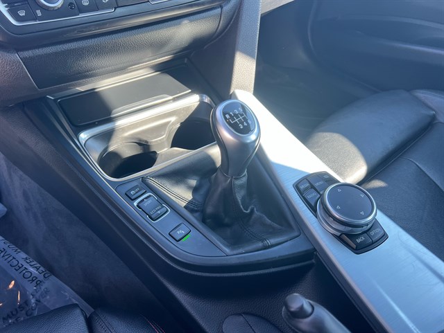 2015 BMW 335I - Image 29