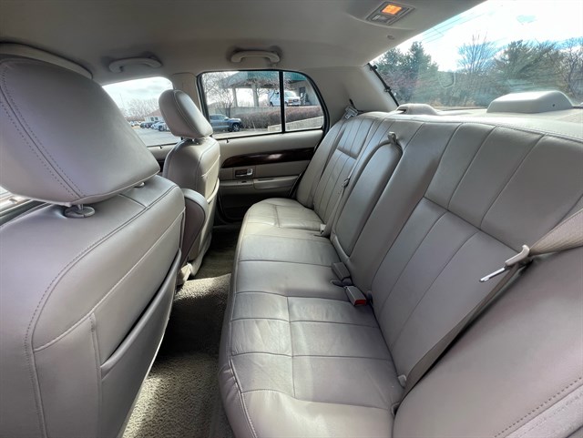 2007 MERCURY GRAND MARQUIS - Image 51