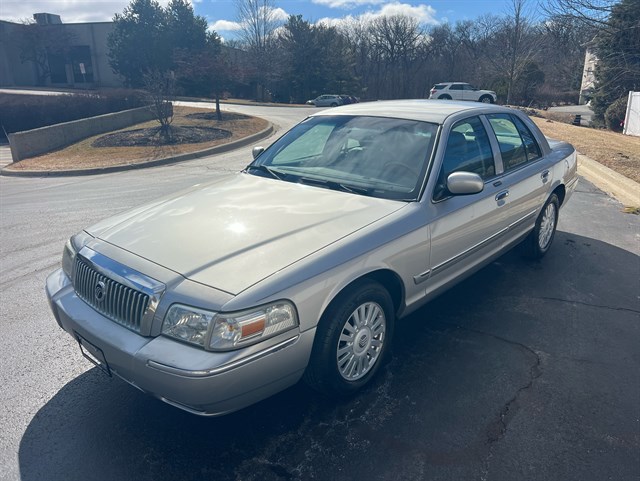 2007 MERCURY GRAND MARQUIS - Image 18