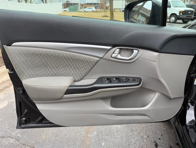 2015 HONDA CIVIC - Image 30