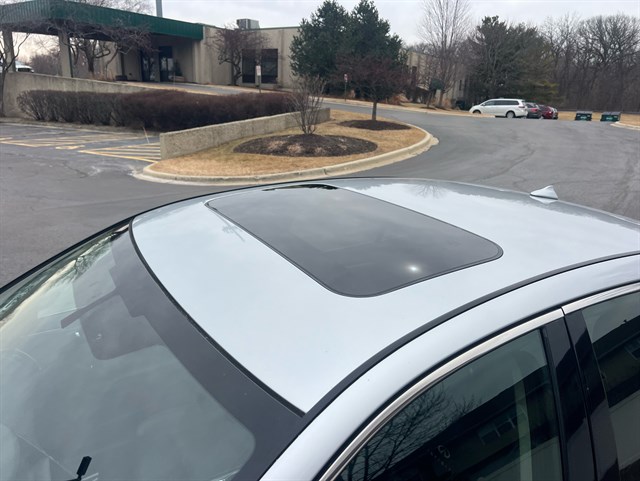 2014 INFINITI Q50 - Image 21