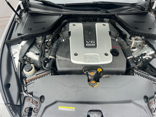 2014 INFINITI Q50 - Image 25