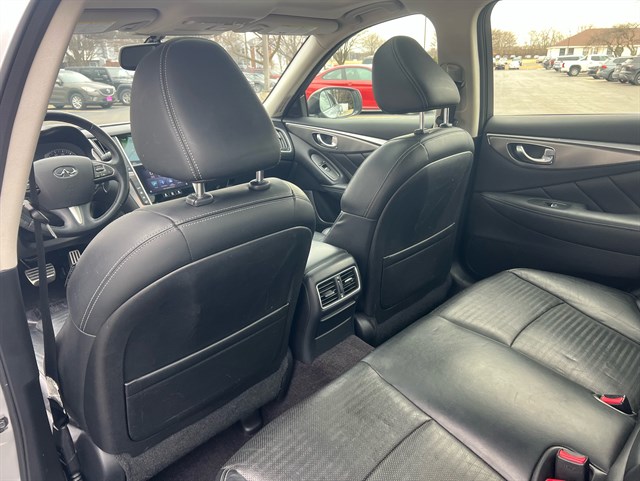 2014 INFINITI Q50 - Image 39