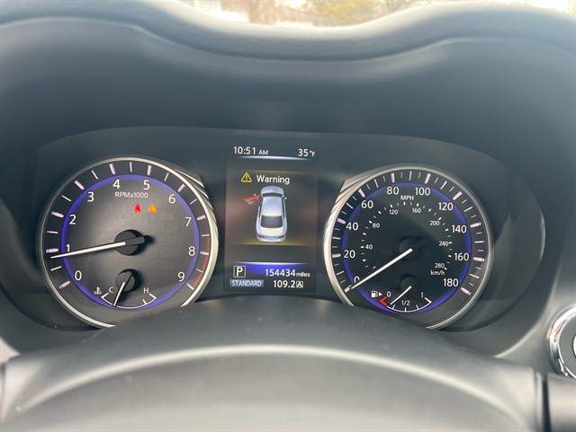 2014 INFINITI Q50 - Image 35