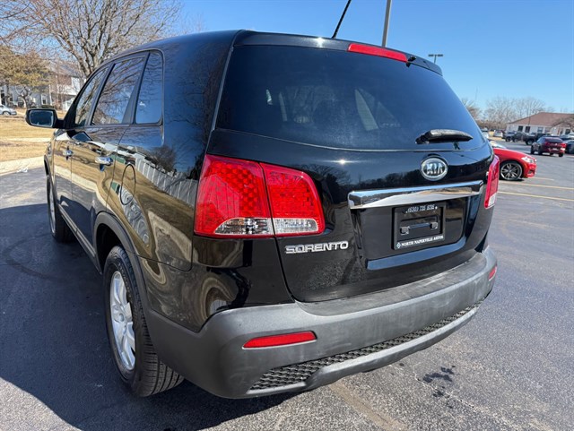 2011 KIA SORENTO - Image 32
