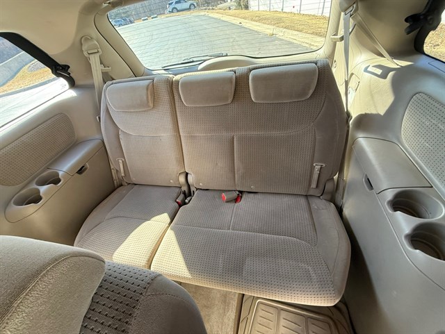 2006 TOYOTA SIENNA - Image 24