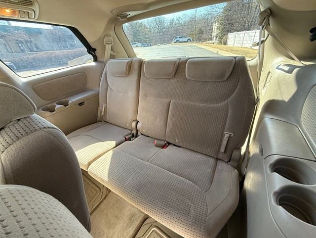 2006 TOYOTA SIENNA - Image 25