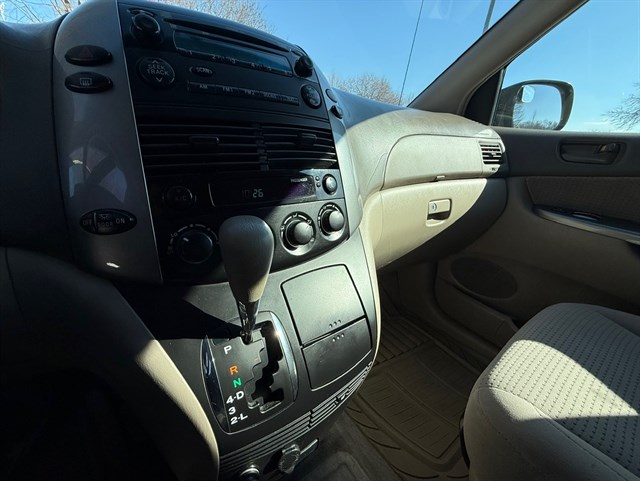 2006 TOYOTA SIENNA - Image 30