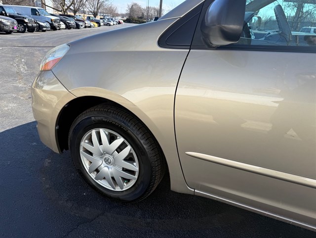 2006 TOYOTA SIENNA - Image 34